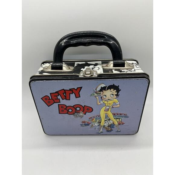 Betty Boop Tin Lunch Box by King Features Syndicate, Inc. Collectible 1996 - Picture 1 of 9